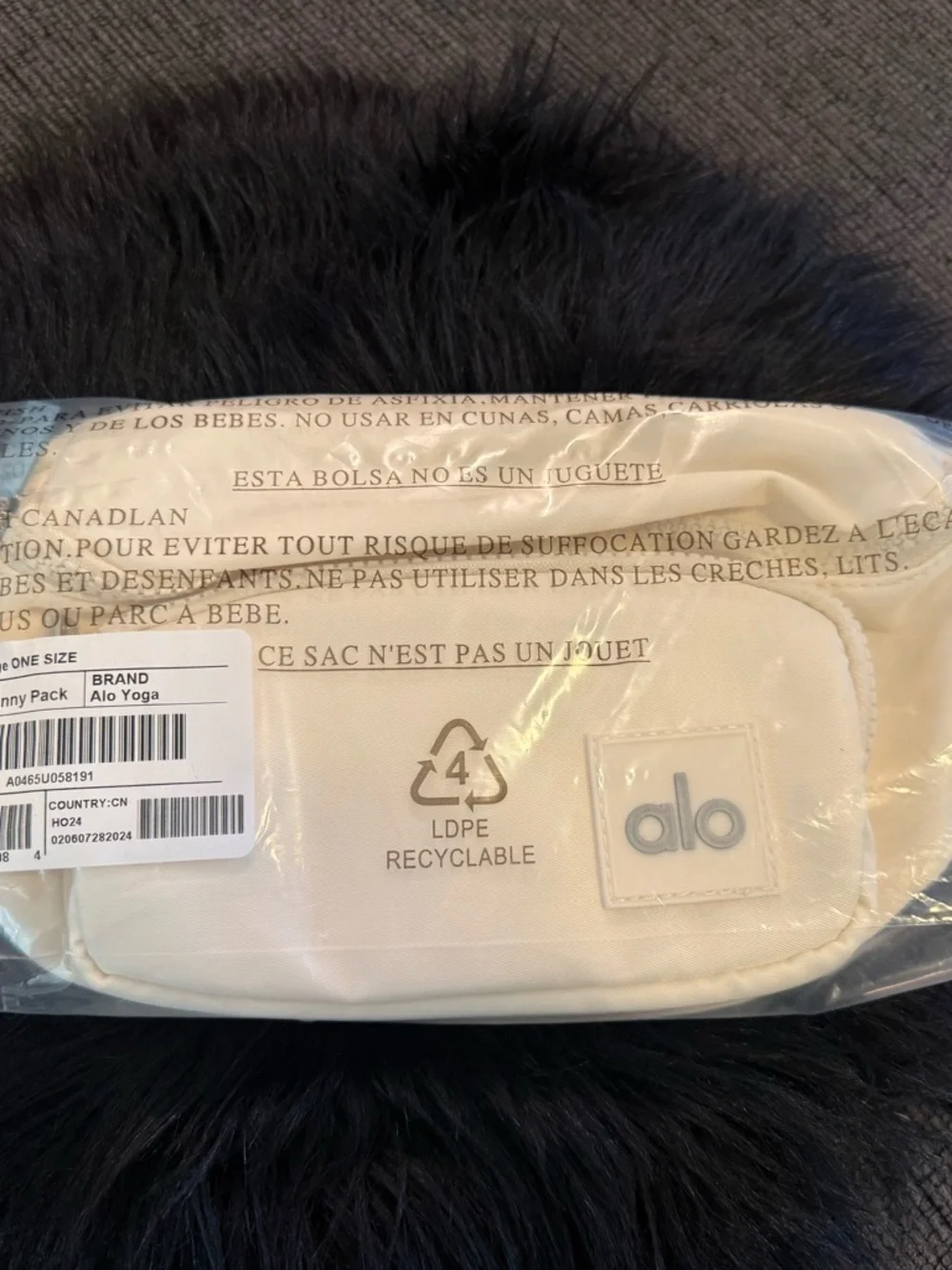 ALO Yoga Cream/ Beige Crossbody Waist Bag